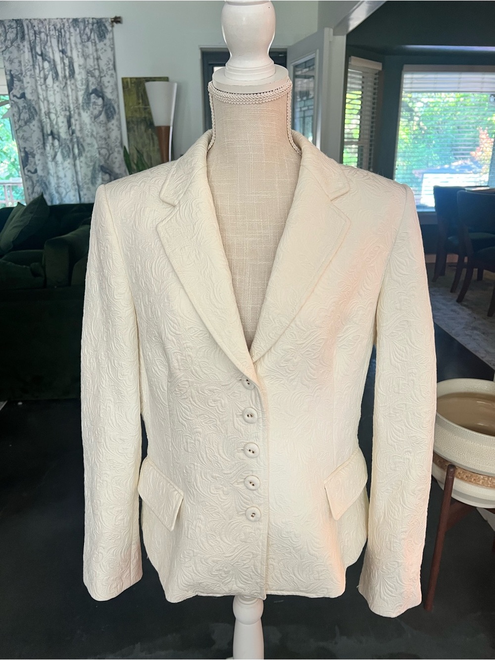Anne Klein Cream Textured Jacquard Blazer